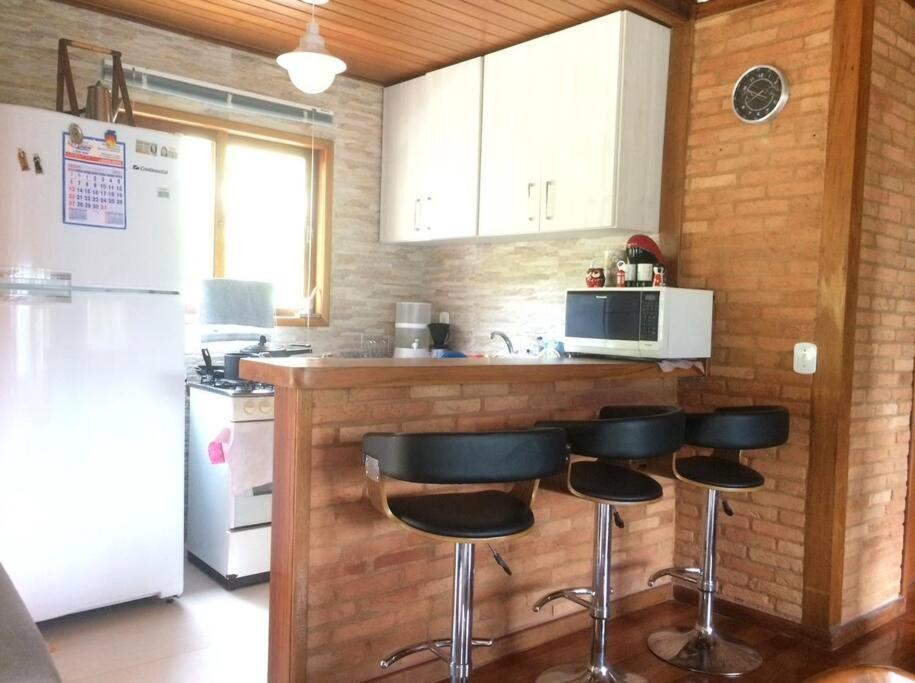 Sitio Com Piscina Natural E Cascata, Com Linda Vista Em Lumiar. Zewnętrze zdjęcie