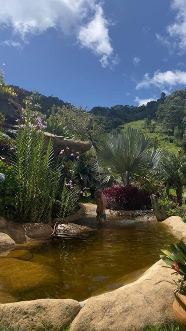 Sitio Com Piscina Natural E Cascata, Com Linda Vista Em Lumiar. Zewnętrze zdjęcie
